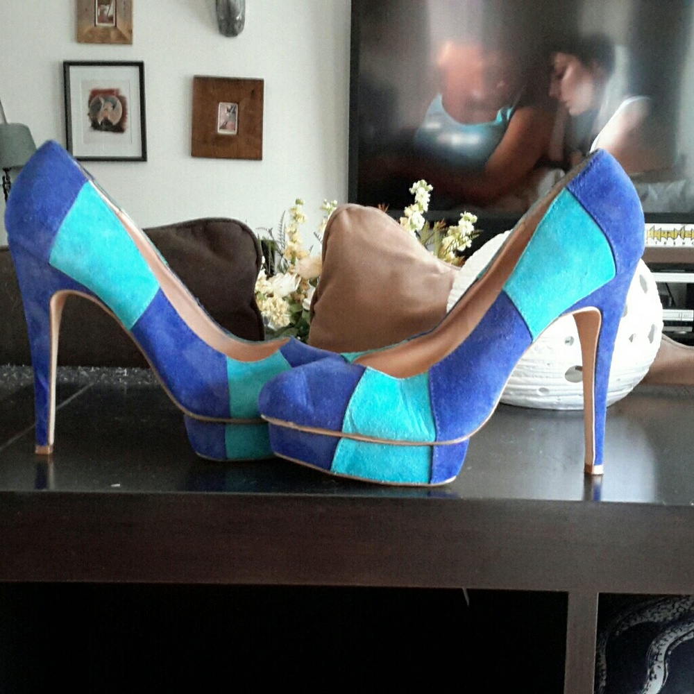 Dolce Vida platform pumps